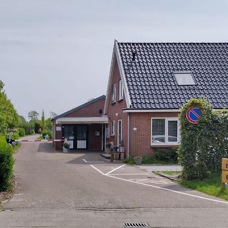 Het Dobbertje, Charmant Houten Huisje Sint Maartensvlotbrug ภายนอก รูปภาพ