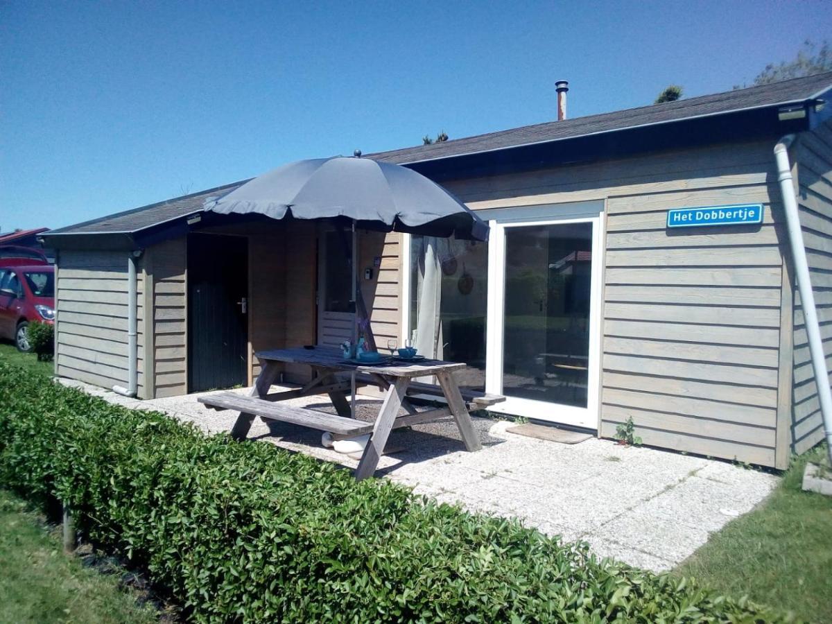 Het Dobbertje, Charmant Houten Huisje Sint Maartensvlotbrug ภายนอก รูปภาพ