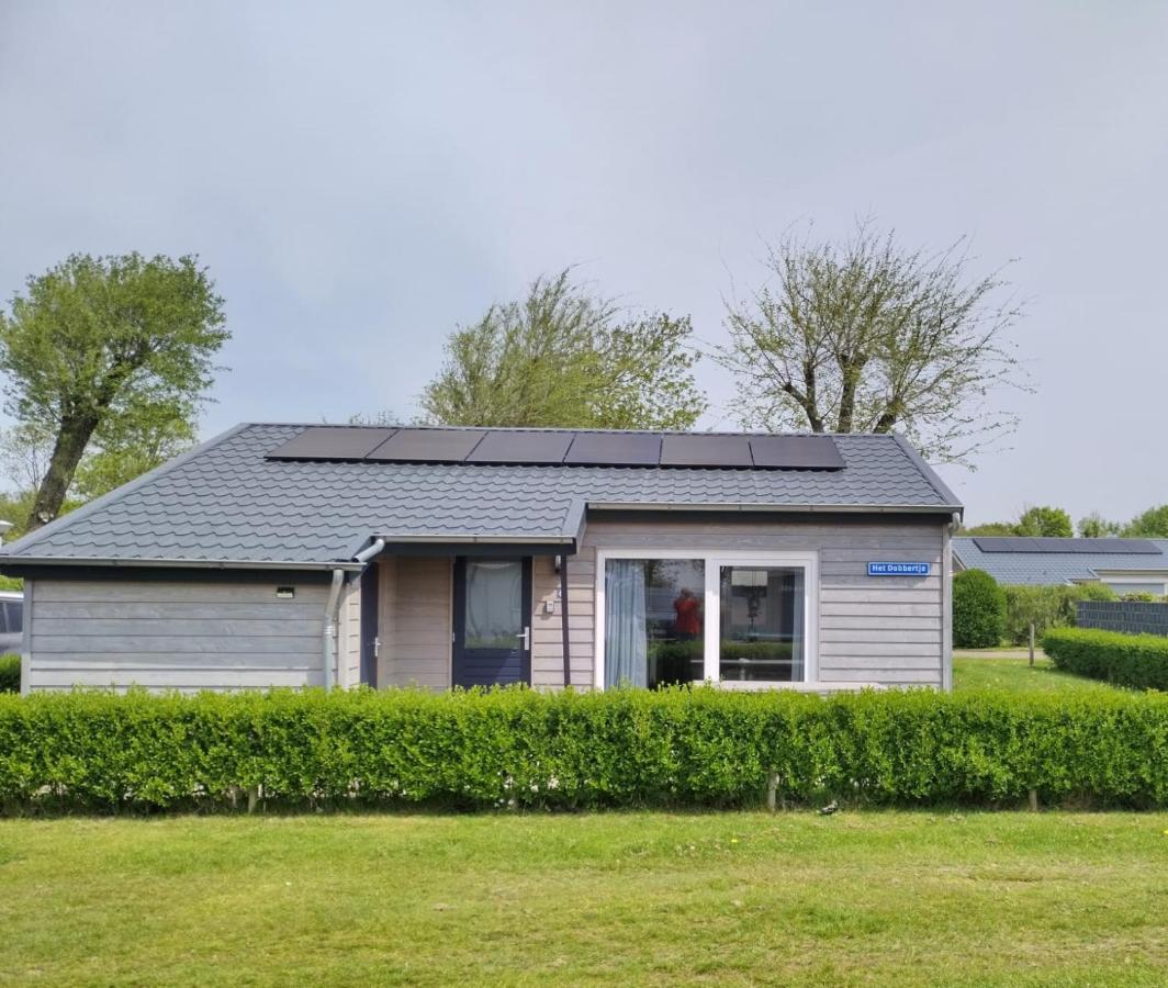 Het Dobbertje, Charmant Houten Huisje Sint Maartensvlotbrug ภายนอก รูปภาพ