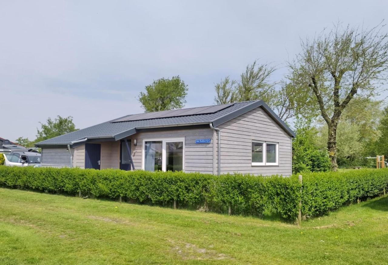 Het Dobbertje, Charmant Houten Huisje Sint Maartensvlotbrug ภายนอก รูปภาพ